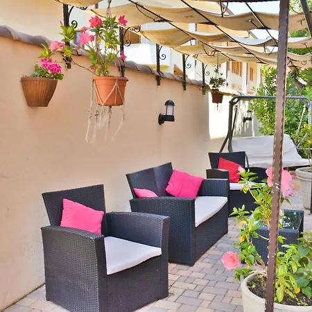 Flowery Hotel apartamentowy 3*