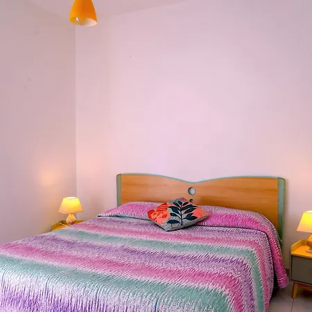 Flowery Apart Otel Alghero