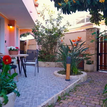 Flowery Hotel apartamentowy