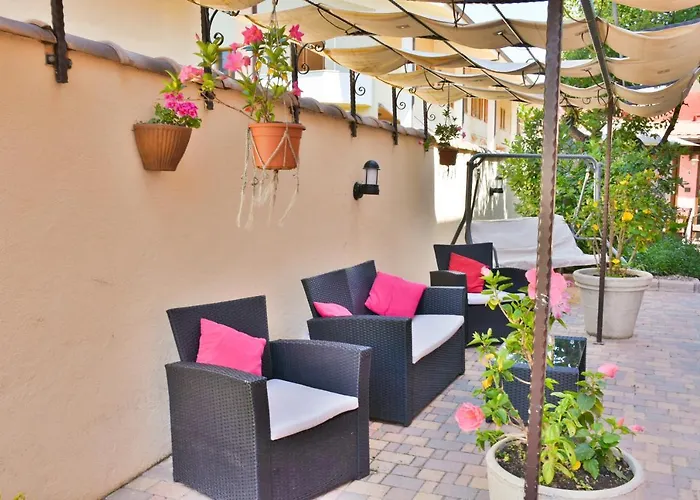 Flowery Apart Otel 3*