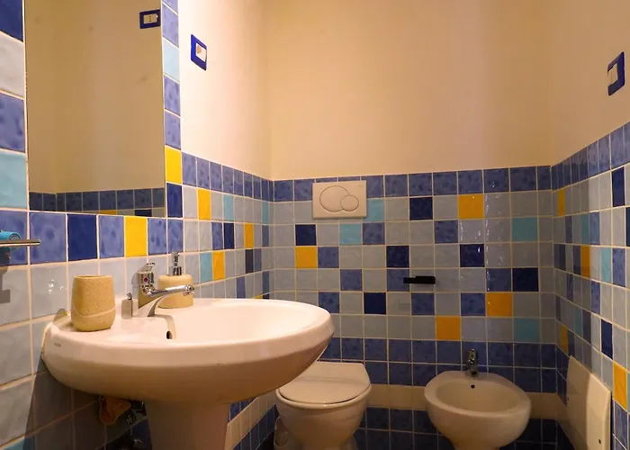 Flowery Lägenhetshotell 3*