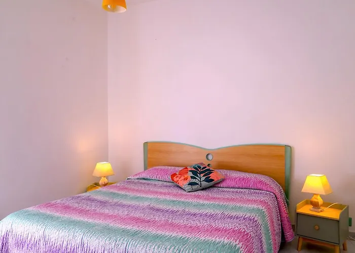 Flowery Apart Otel Alghero