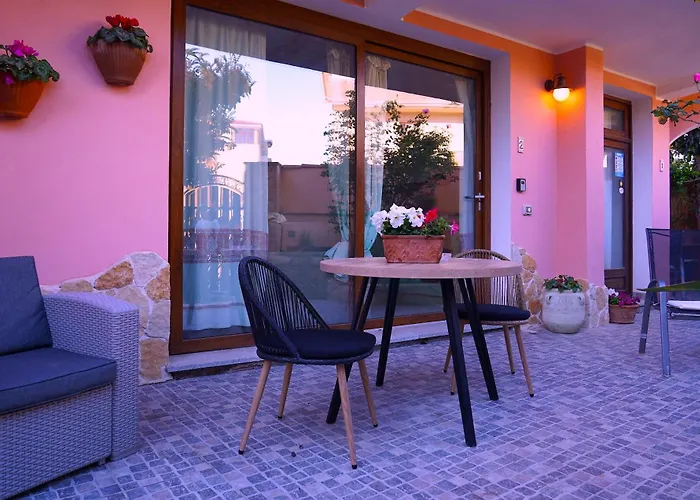 Flowery Apart Otel Alghero