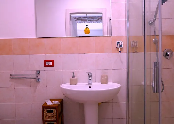 Flowery Apart Otel Alghero