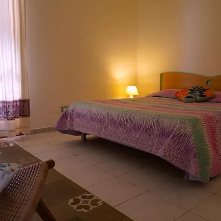 Lejlighedshotel Flowery 3*