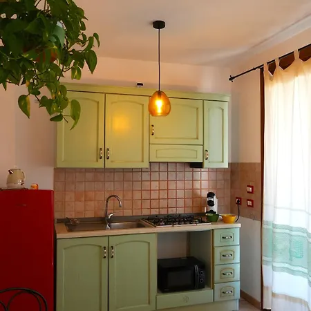 Flowery Aparthotel 3*