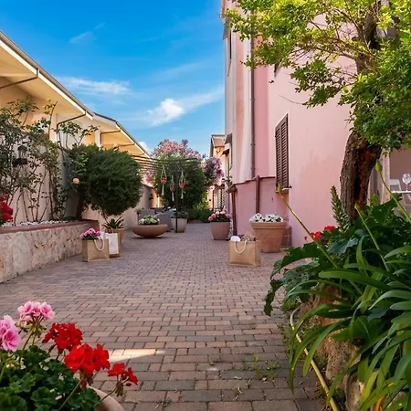 Ξενοδοχείο με διαμερίσματα Flowery Αλγκέρο