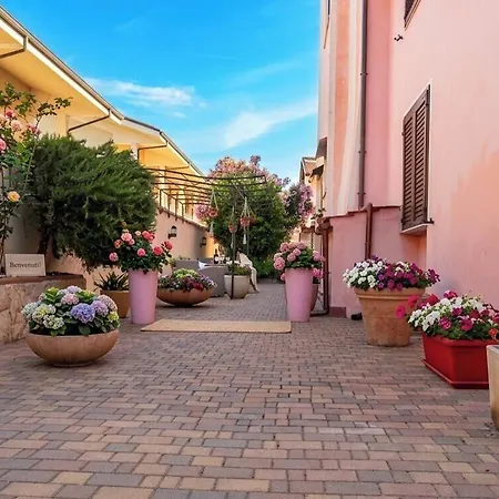 Flowery Apartmanhotel