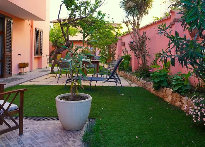 Flowery Апарт-отель 3*