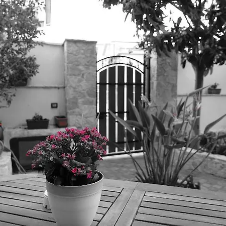 Hotel apartamentowy Flowery Alghero