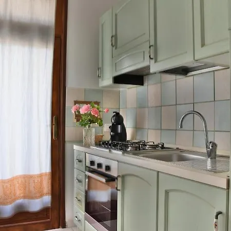 Hotel apartamentowy Flowery 3*